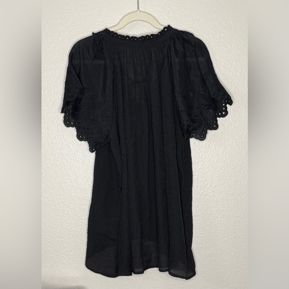 Forgotten Grace Black Lace Trim Women's Top Blouse with front ties 1X Plus - Picture 5 of 5